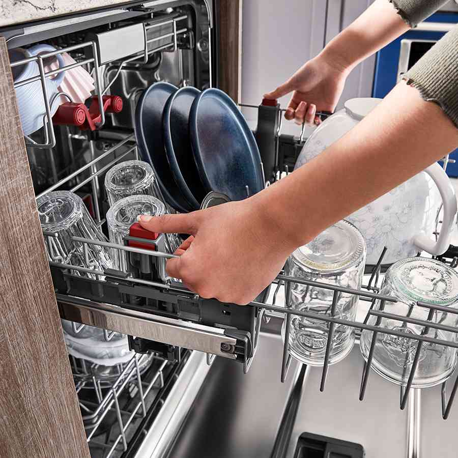 Lavavajillas Empotrable KitchenAid KDTM604KPS de 16 Servicios