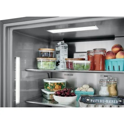 Nevera Electrolux Refrigrador + Congelador + Trim Kit  EI33AR80WS-EI33AF80WS