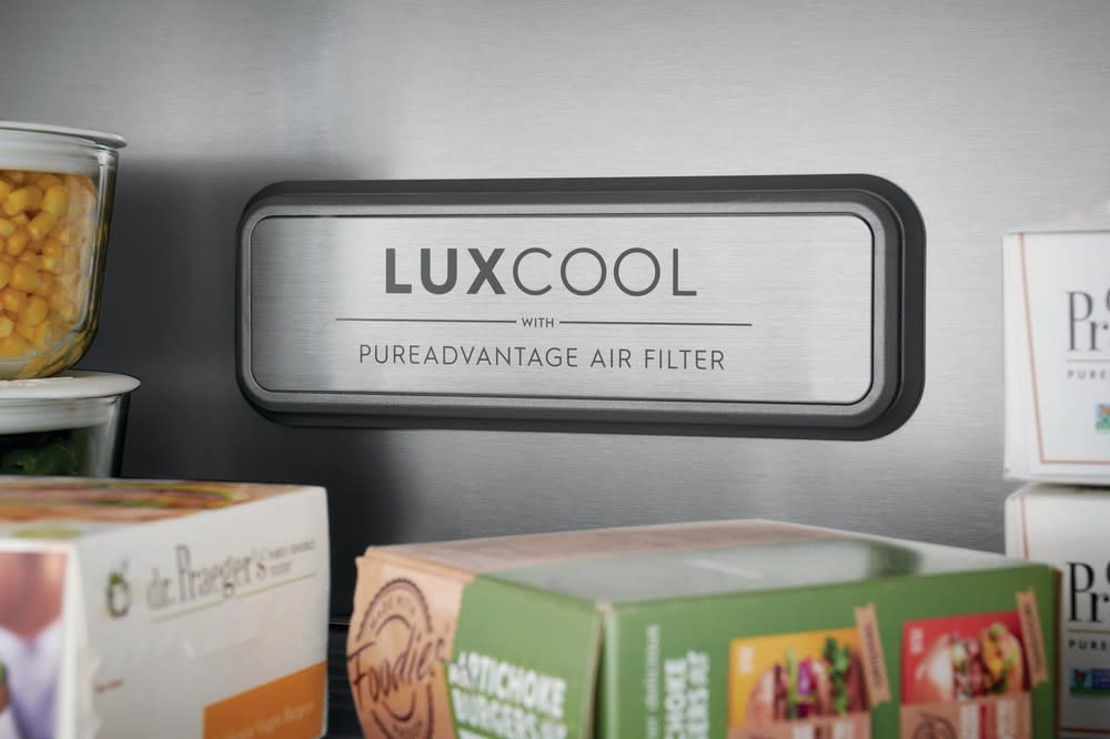 Nevera Electrolux Refrigrador + Congelador + Trim Kit  EI33AR80WS-EI33AF80WS